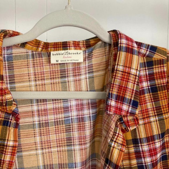 Women's Not So Mystery Box Size Medium #12 - Picture 5 of 16